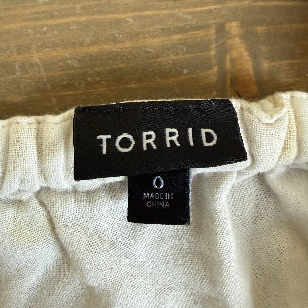 Torrid Women's 0 Daisy Daydream Double Gauze Ruffle Button Front Tank‎ Top - Picture 5 of 8